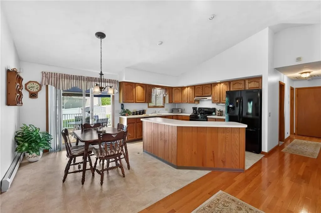 58 Brush Hill Road Narragansett RI 02882