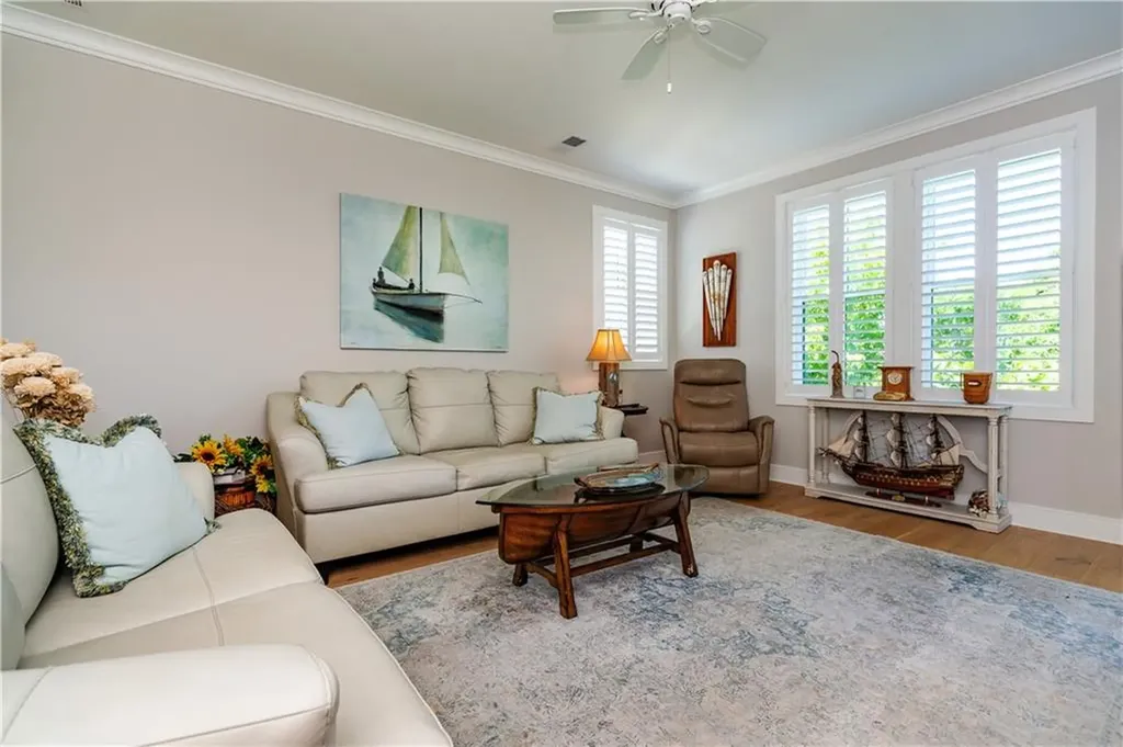 15 Castle Street East Greenwich RI 02818