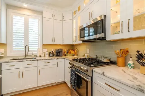 15 Castle Street East Greenwich RI 02818