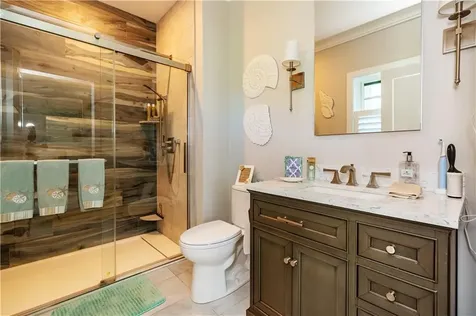 15 Castle Street East Greenwich RI 02818