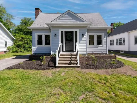 35 Brook Street Seekonk MA 02771