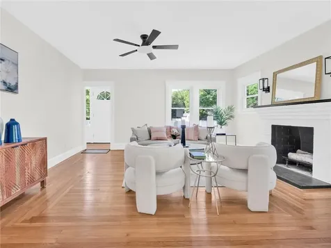 35 Brook Street Seekonk MA 02771