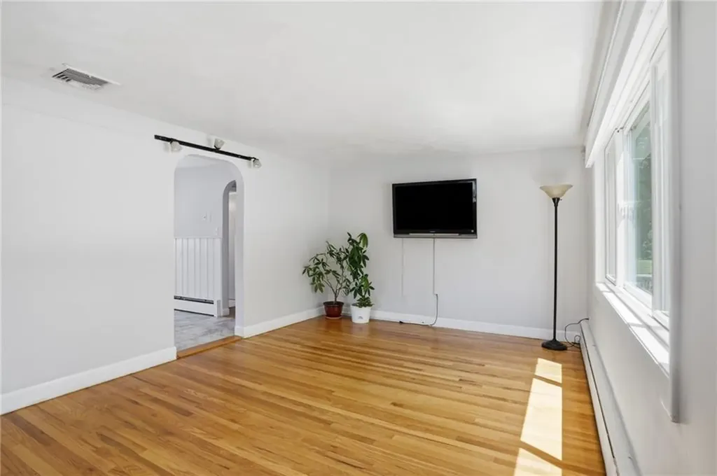 55 Blue Hill Drive Warwick RI 02886