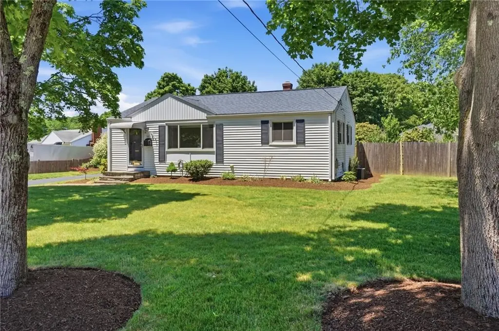 55 Blue Hill Drive Warwick RI 02886