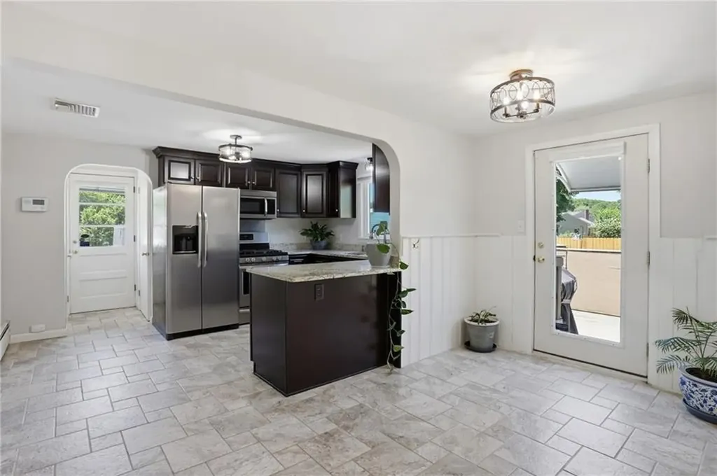 55 Blue Hill Drive Warwick RI 02886