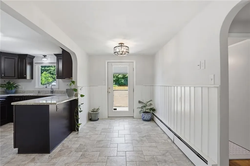 55 Blue Hill Drive Warwick RI 02886