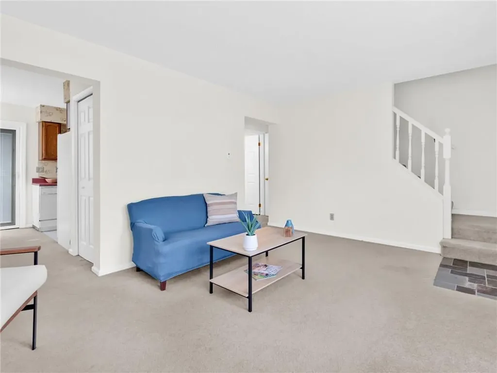 160 Bourne Avenue East Providence RI 02916
