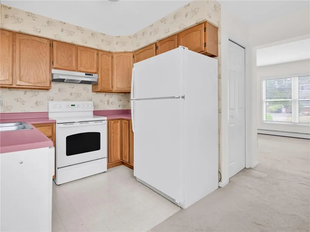 160 Bourne Avenue East Providence RI 02916