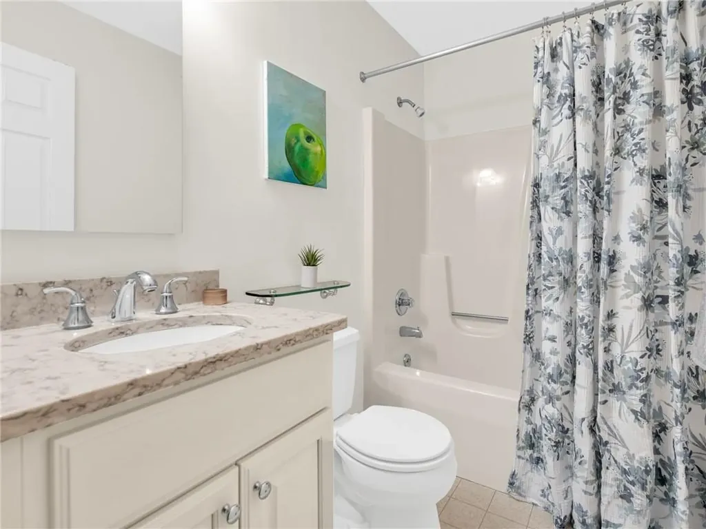 160 Bourne Avenue East Providence RI 02916