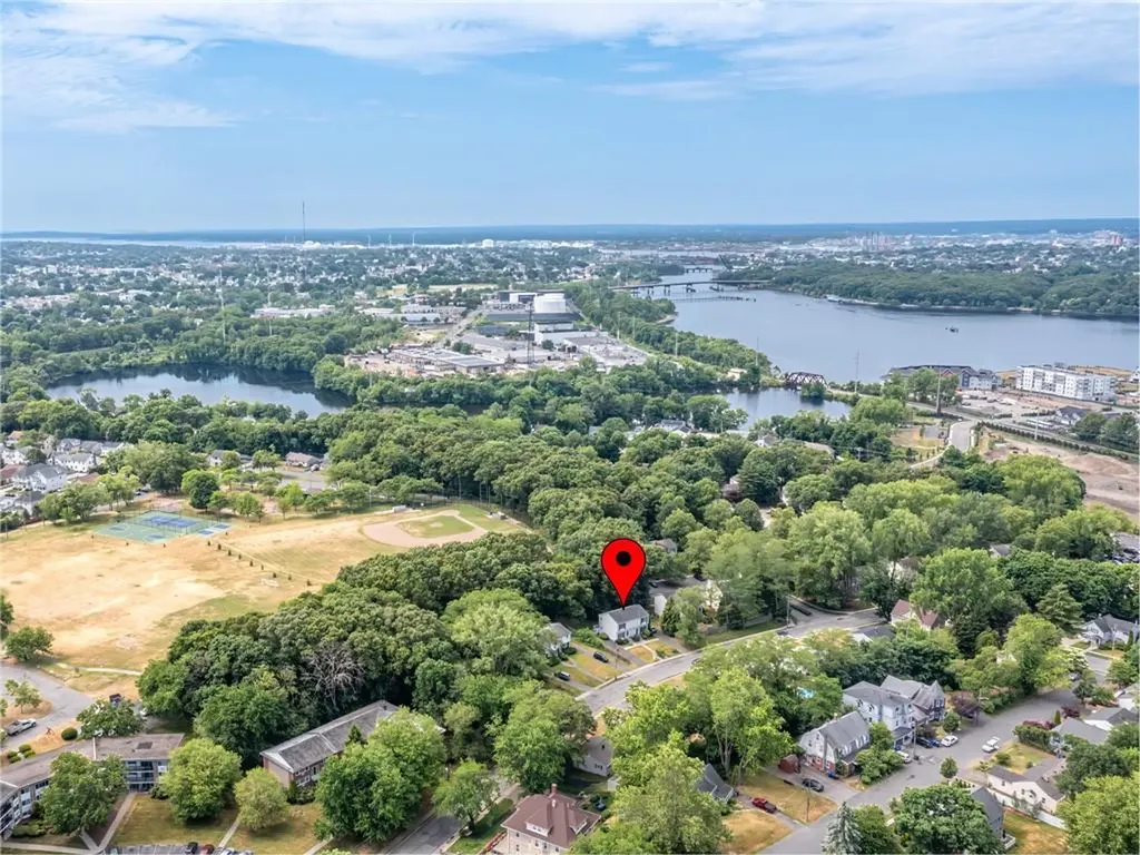 160 Bourne Avenue East Providence RI 02916