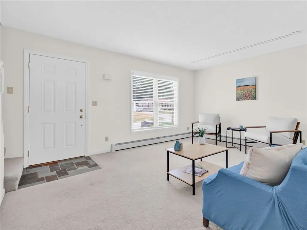 160 Bourne Avenue East Providence RI 02916