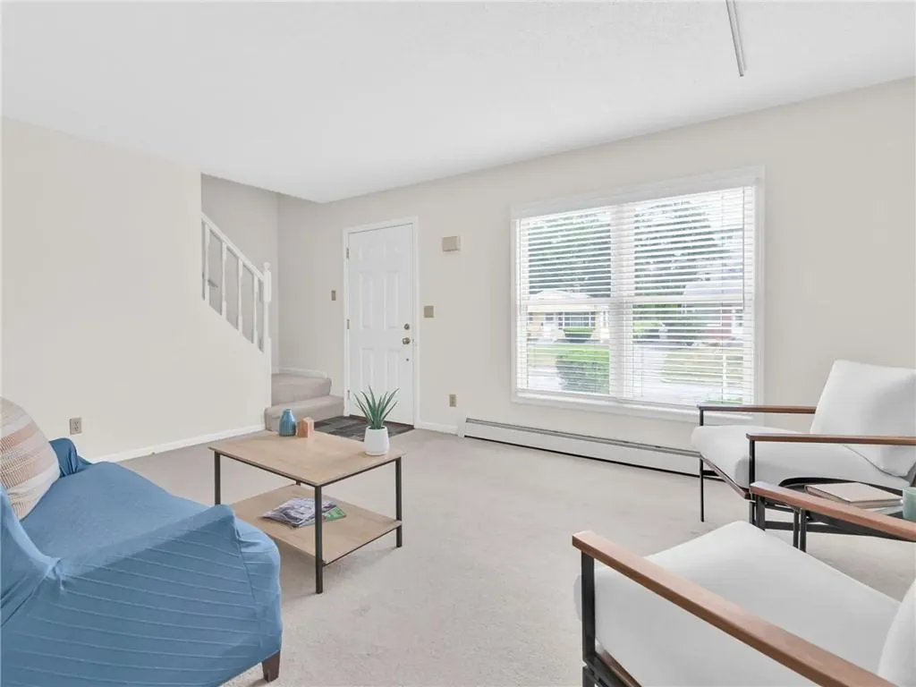 160 Bourne Avenue East Providence RI 02916