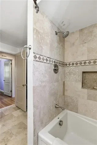 550 Algonquin Drive Warwick RI 02888