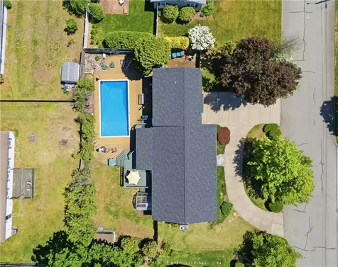 550 Algonquin Drive Warwick RI 02888