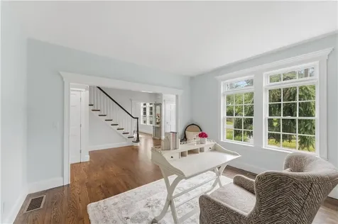 198 Poppasquash Road Bristol RI 02809