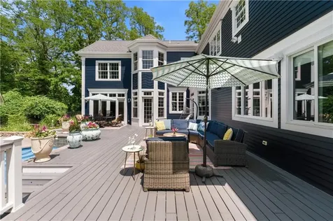 198 Poppasquash Road Bristol RI 02809