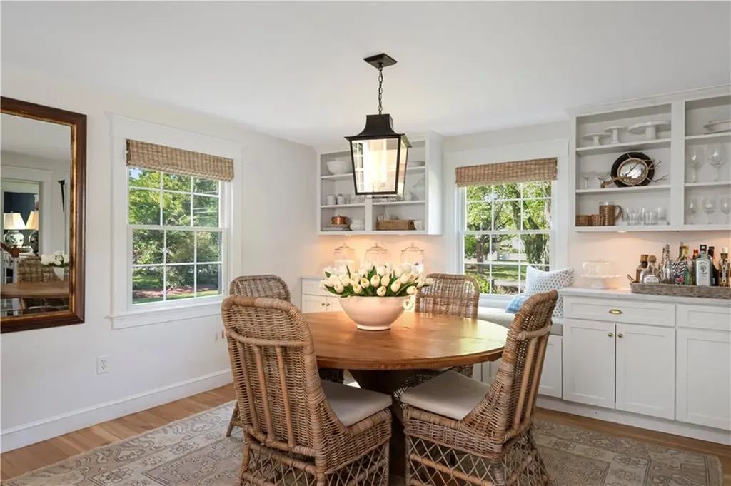 3 Oak Manor Drive Barrington RI 02806