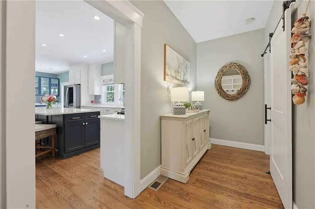 61 Martin Avenue Barrington RI 02806