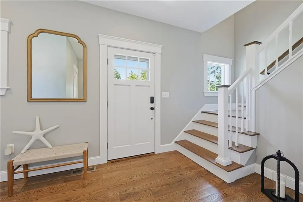 61 Martin Avenue Barrington RI 02806