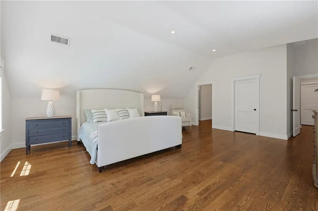 61 Martin Avenue Barrington RI 02806