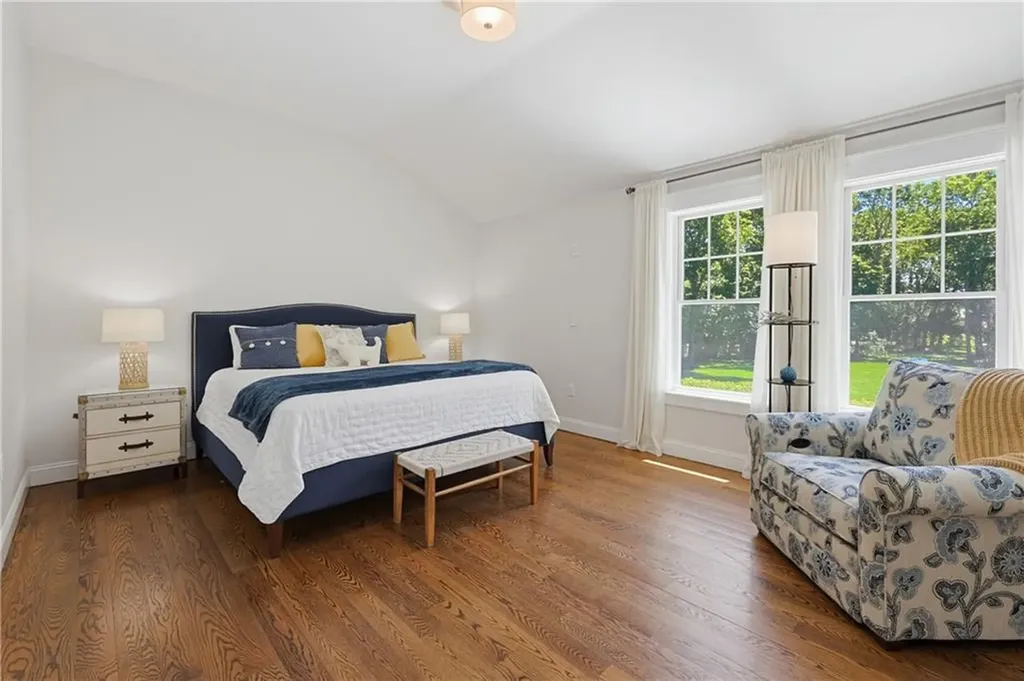 61 Martin Avenue Barrington RI 02806