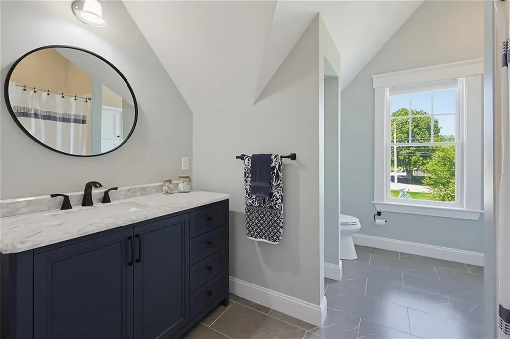 61 Martin Avenue Barrington RI 02806