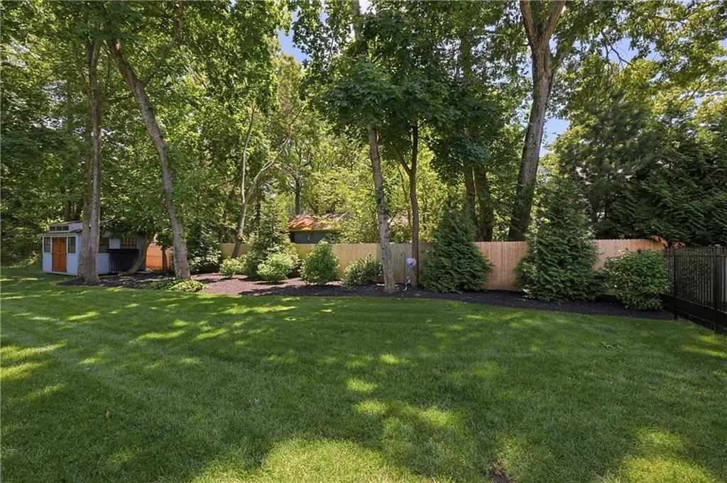 61 Martin Avenue Barrington RI 02806