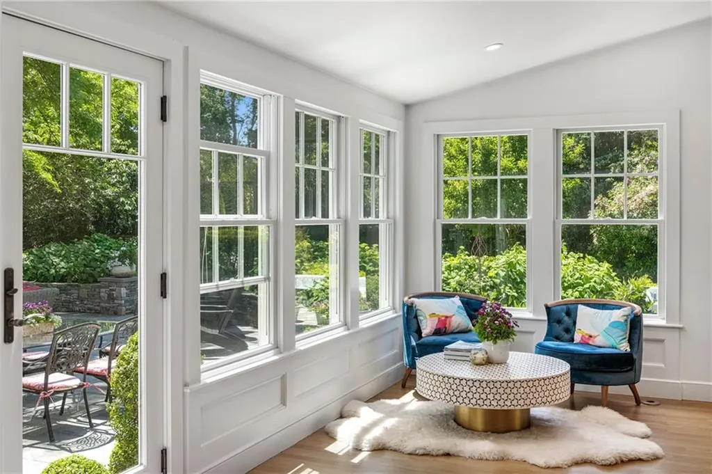 9 Stone Tower Lane Barrington RI 02806