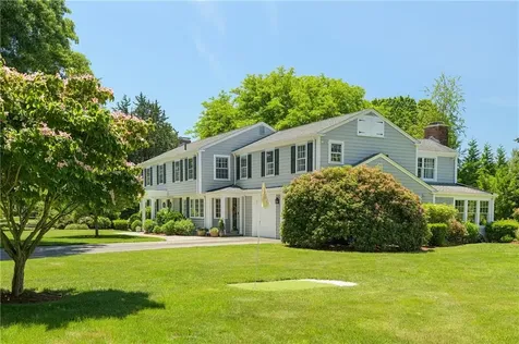 9 Stone Tower Lane Barrington RI 02806