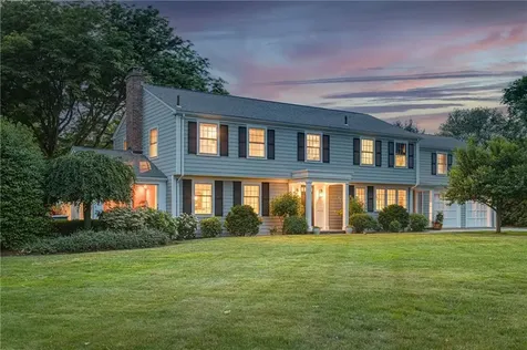 9 Stone Tower Lane Barrington RI 02806
