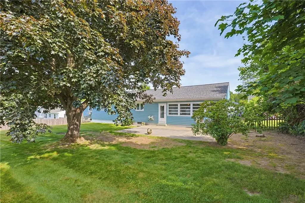 32 Brookfarm Road North Providence RI 02904