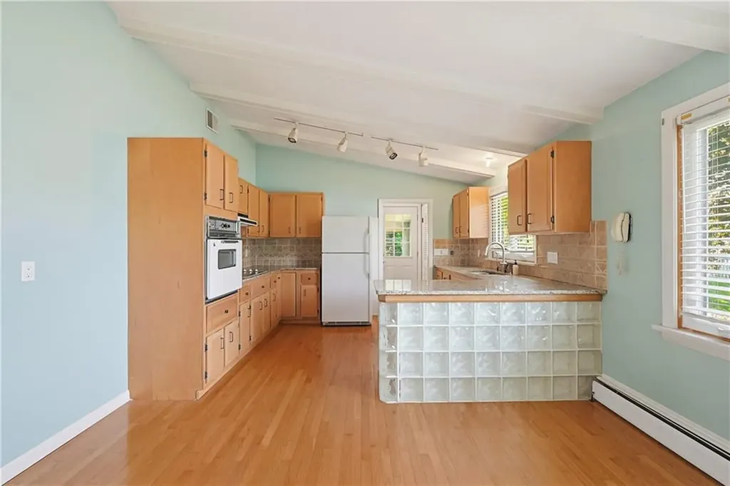 32 Brookfarm Road North Providence RI 02904