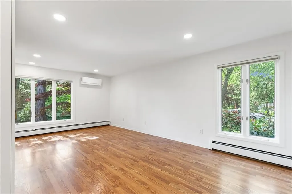 19 Preston Drive Barrington RI 02806