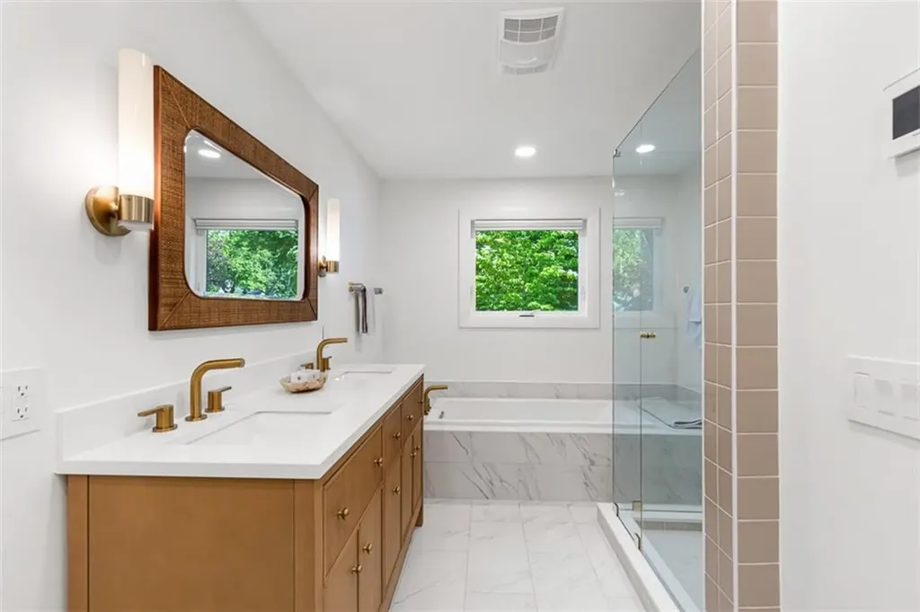 19 Preston Drive Barrington RI 02806