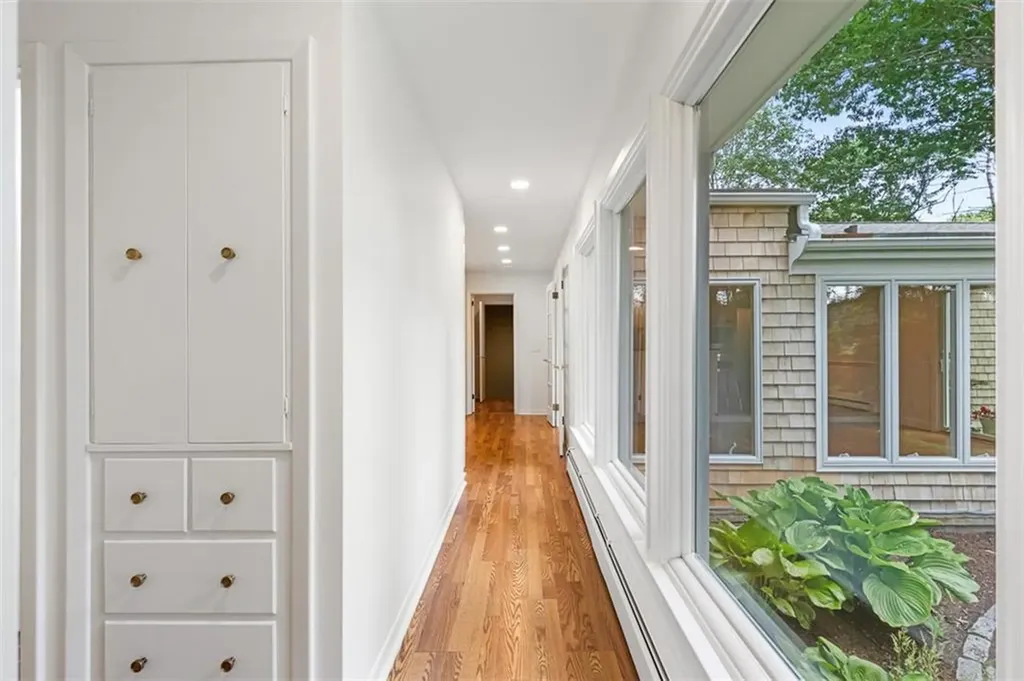 19 Preston Drive Barrington RI 02806