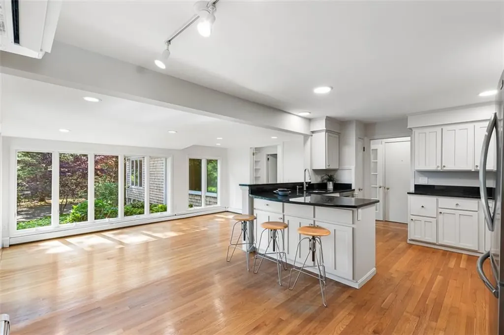 19 Preston Drive Barrington RI 02806