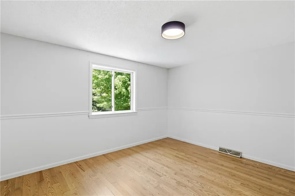 32 Briarwood Road Lincoln RI 02865