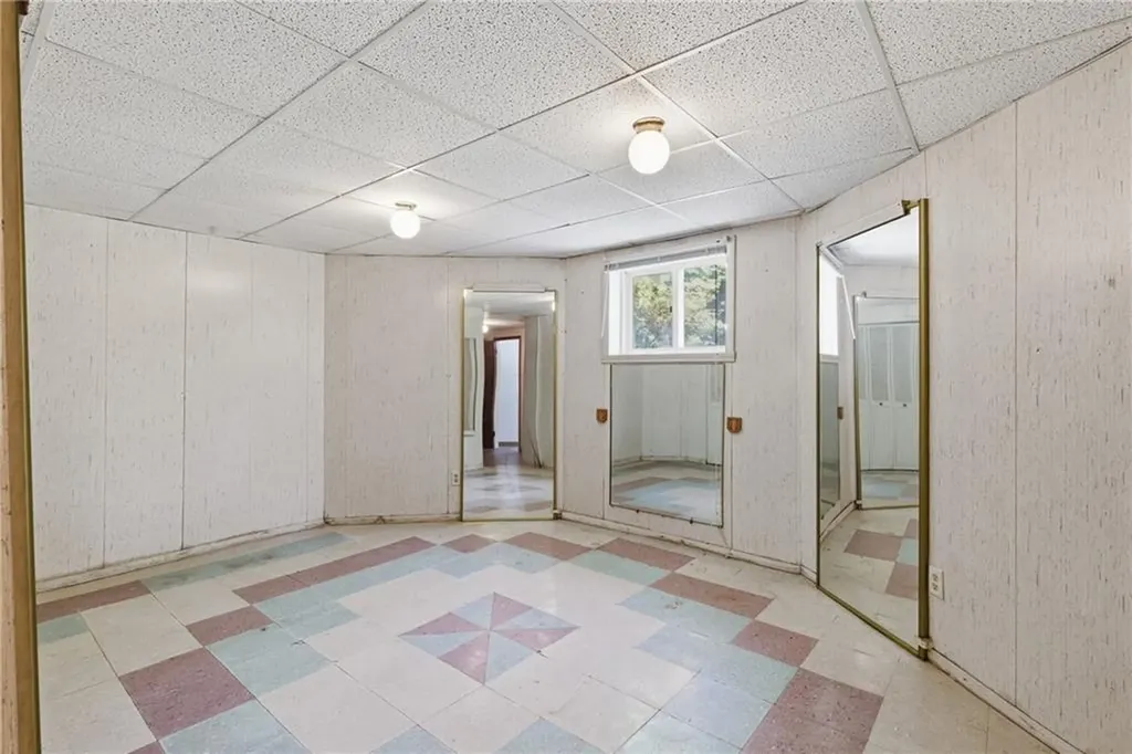 32 Briarwood Road Lincoln RI 02865