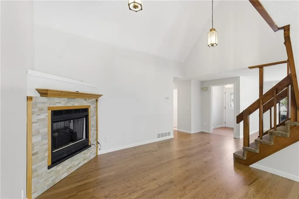 32 Briarwood Road Lincoln RI 02865