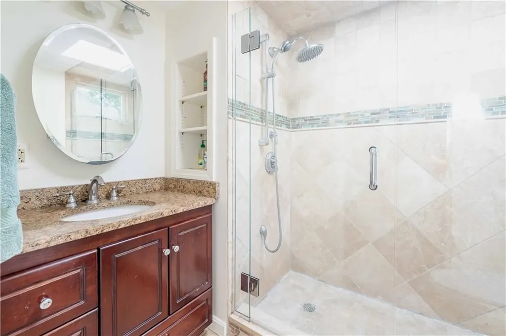 52 Wildwood Avenue East Providence RI 02916
