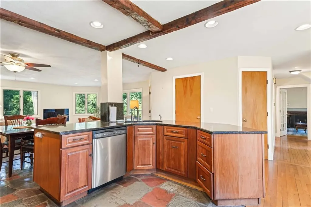52 Wildwood Avenue East Providence RI 02916