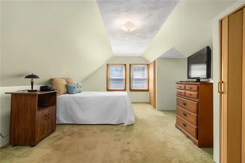 70 New Lexington Road North Kingstown RI 02852