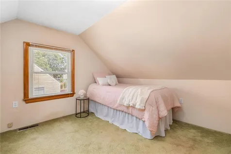 70 New Lexington Road North Kingstown RI 02852