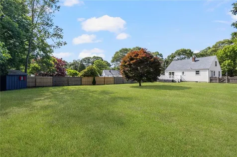 70 New Lexington Road North Kingstown RI 02852
