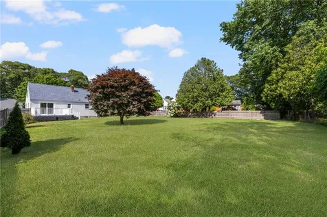 70 New Lexington Road North Kingstown RI 02852