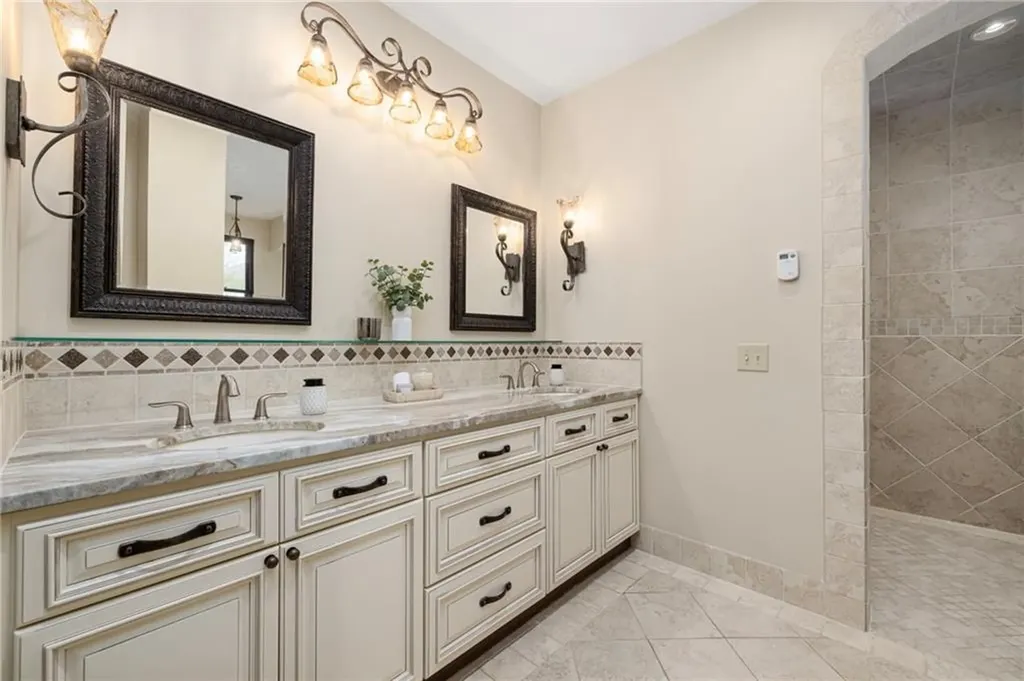 19 Blacksburt Court North Kingstown RI 02874