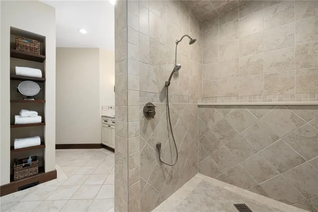 19 Blacksburt Court North Kingstown RI 02874