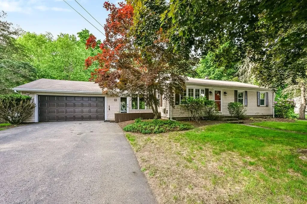 59 Orchard Drive Cumberland RI 02864