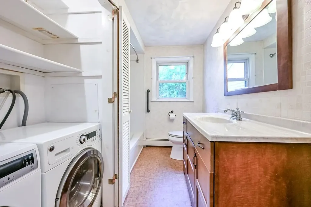 59 Orchard Drive Cumberland RI 02864