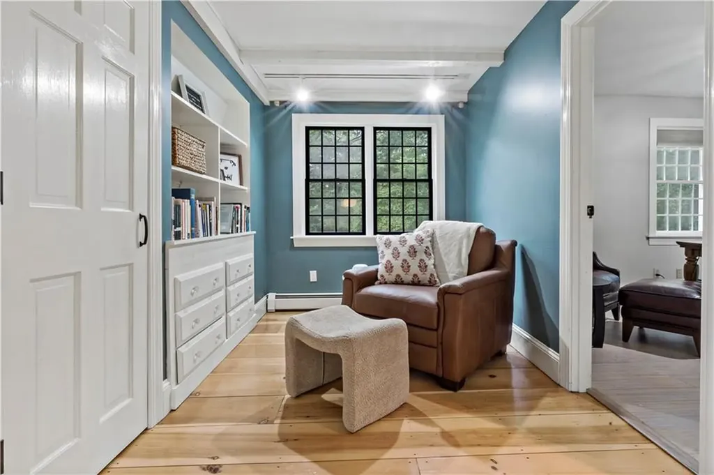 172 Estelle Drive South Kingstown RI 02892